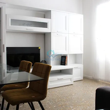 P I G N E T O Renovated Flat *