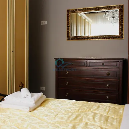 P I G N E T O Renovated Flat Apartament *